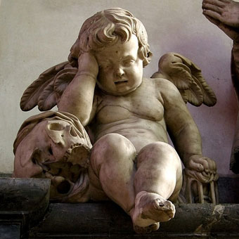 Ange pleureur Notre Dame d'Amiens